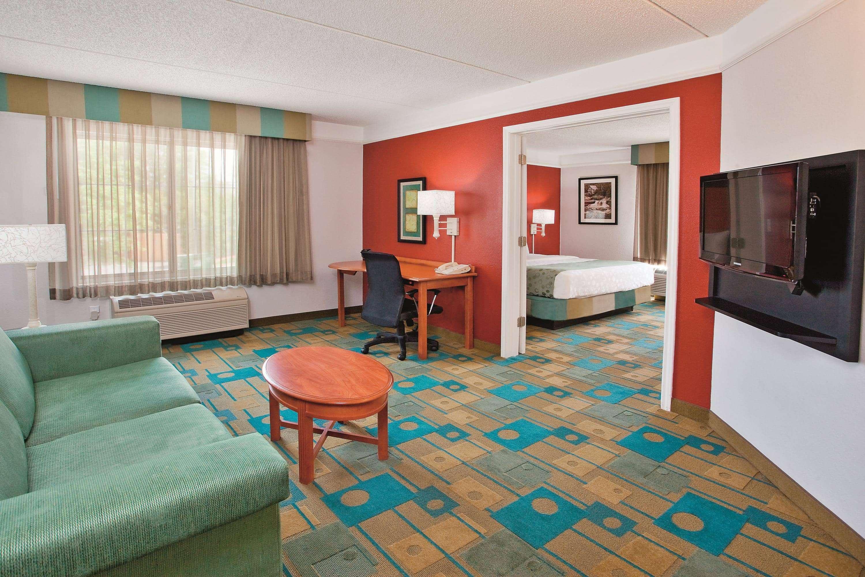 La Quinta By Wyndham Winston-Salem Hotel Exterior foto